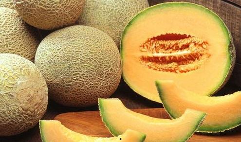 天冷吃哈密瓜视频,揭秘天冷吃哈密瓜的甜蜜诱惑