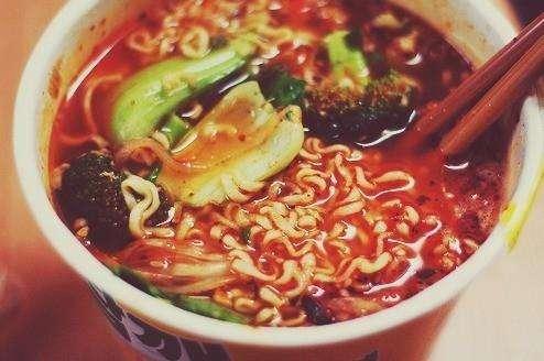 瓜友们吃泡面视频大全下载,瓜友们的美味瞬间大盘点