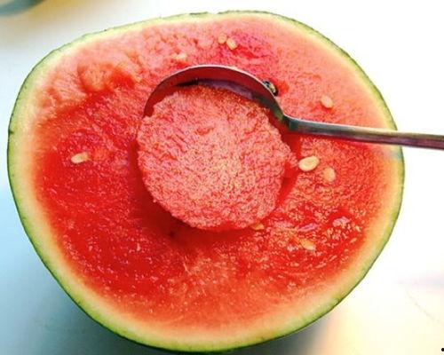 扇巴掌的视频吃瓜什么原因,揭秘背后原因