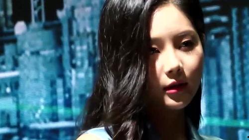 美女吃瓜说话视频大全集,趣味横生，笑料百出