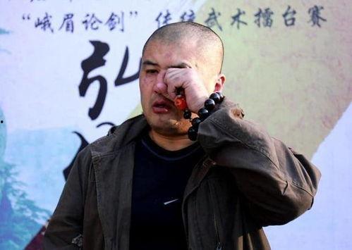 马保国吃瓜视频51,揭秘武术大师的另类生活瞬间