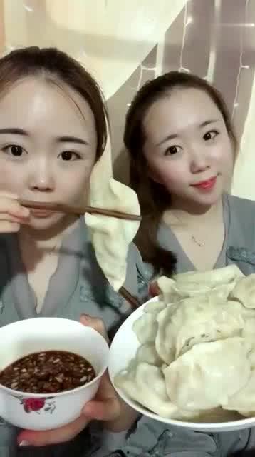 双胞胎吃冰瓜视频大全,萌态百出视频大盘点