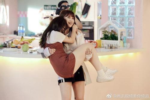 吃瓜小熊女团视频,萌态百出，欢乐无限