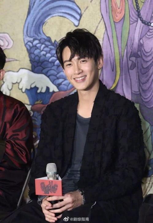 柯震东吃瓜视频,揭秘娱乐圈幕后真相