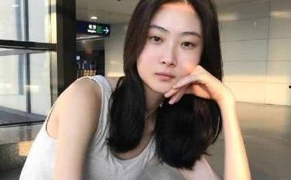 鹤壁女孩吃瓜事件视频最新,网络热议背后的真相揭晓