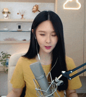 邓紫棋吃瓜事件视频