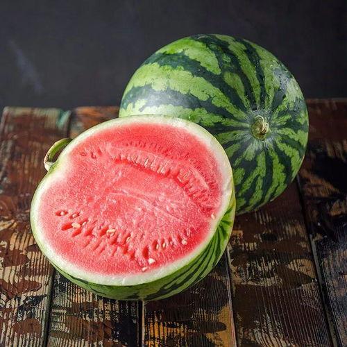 麒麟瓜能自己裂开吃吗视频,轻松开吃新体验