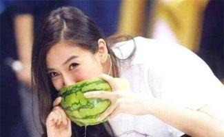 明星杨幂吃瓜图片视频,揭秘娱乐圈最新热点瞬间