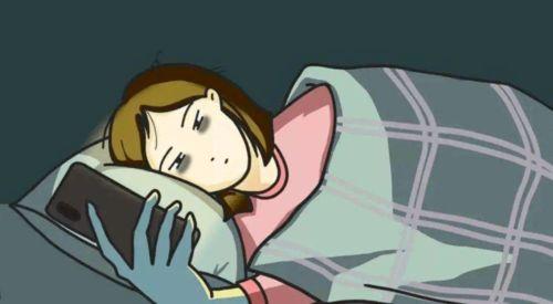 熬夜冠军吃瓜的视频,揭秘熬夜冠军的夜生活