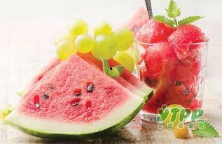 西瓜视频儿童吃瓜,小宝贝们的快乐吃瓜时光